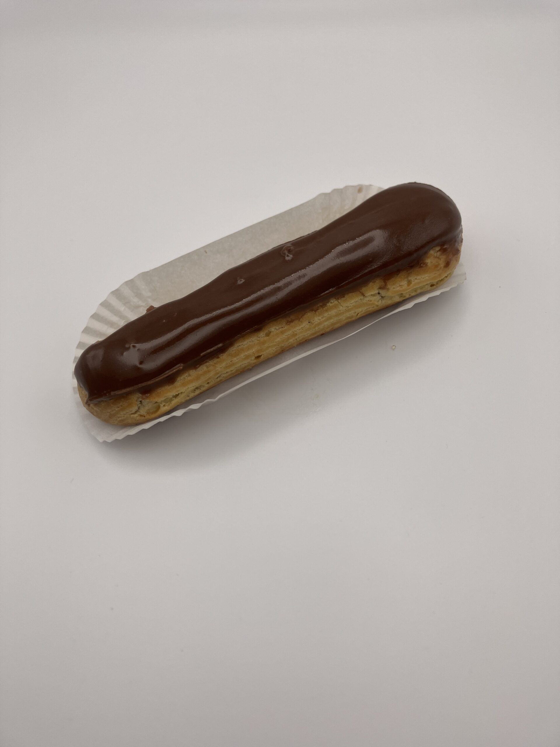 Éclair au chocolat